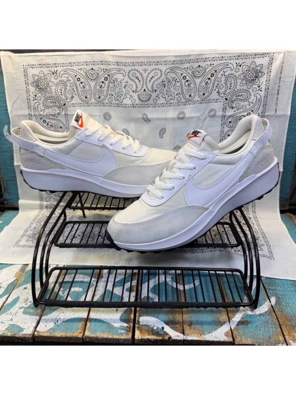 Nike Women's Waffle Debut DH9523-100 White Running Shoes Womans Size 11Worn 1X